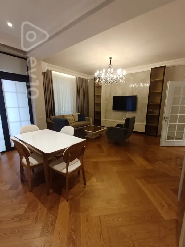 Kirayə verilir 2 otaqlı yeni tikili 90 m²