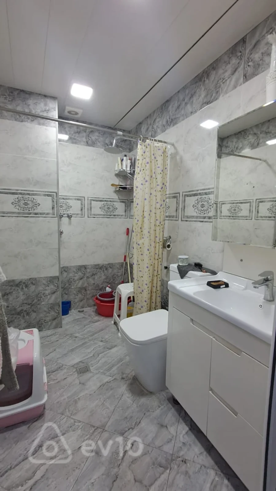 Kirayə verilir 2 otaqlı yeni tikili 60 m²
