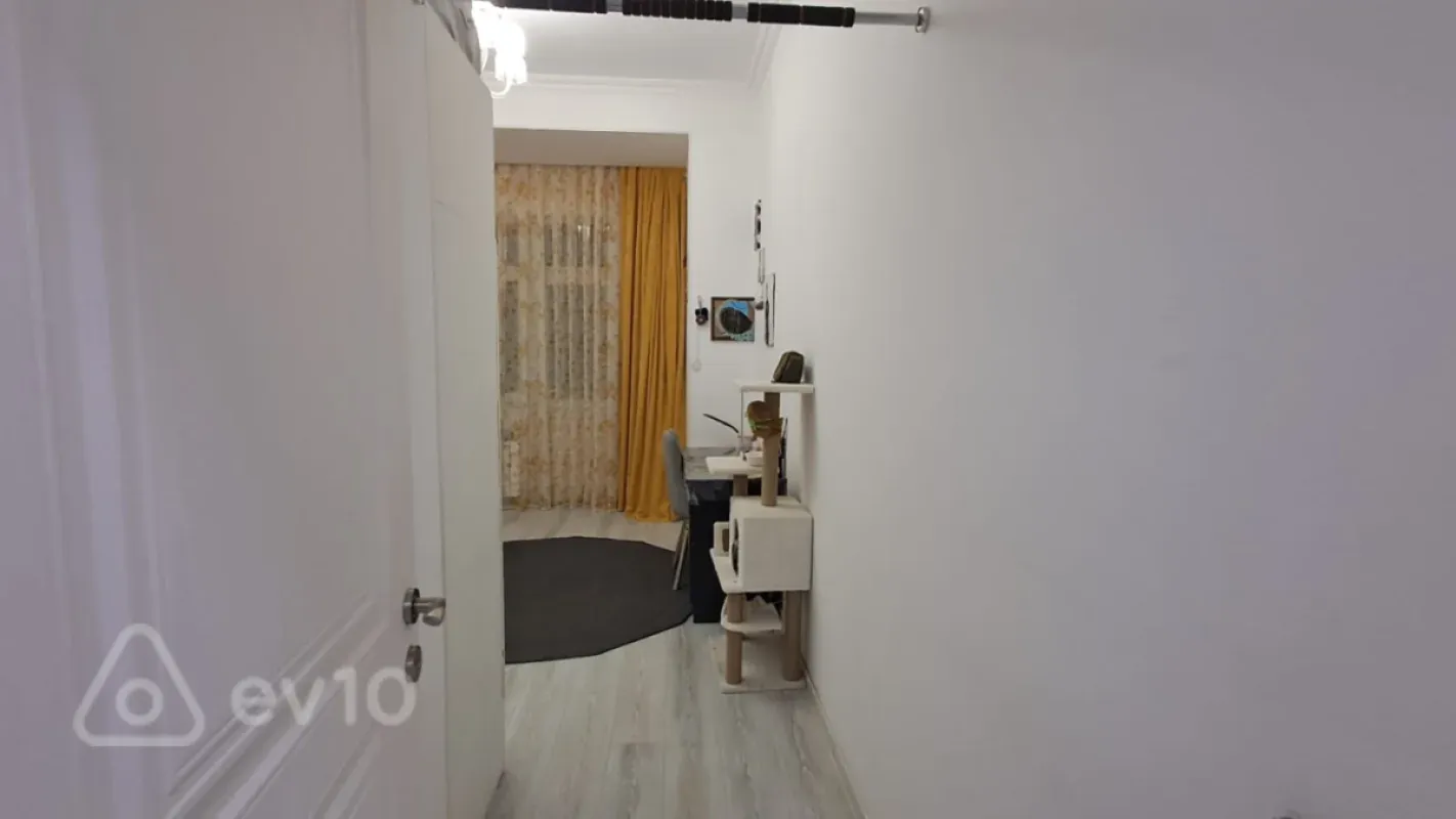 Kirayə verilir 2 otaqlı yeni tikili 60 m²