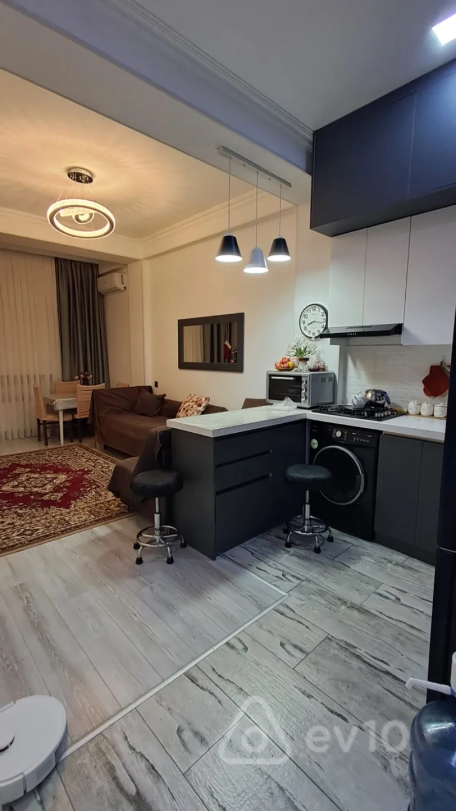 Kirayə verilir 2 otaqlı yeni tikili 60 m²