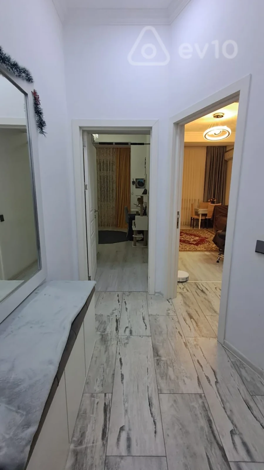 Kirayə verilir 2 otaqlı yeni tikili 60 m²