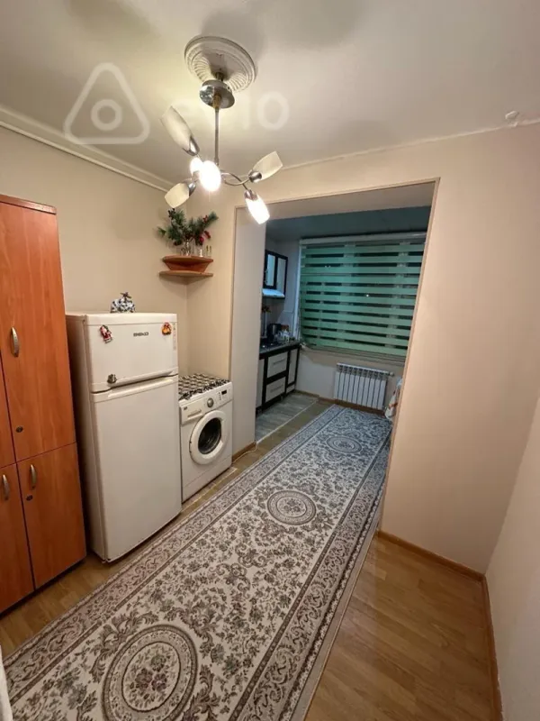 Kirayə verilir 2 otaqlı köhnə tikili 60 m²