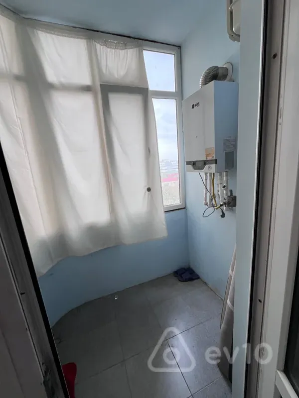 Kirayə verilir 2 otaqlı yeni tikili 64 m²