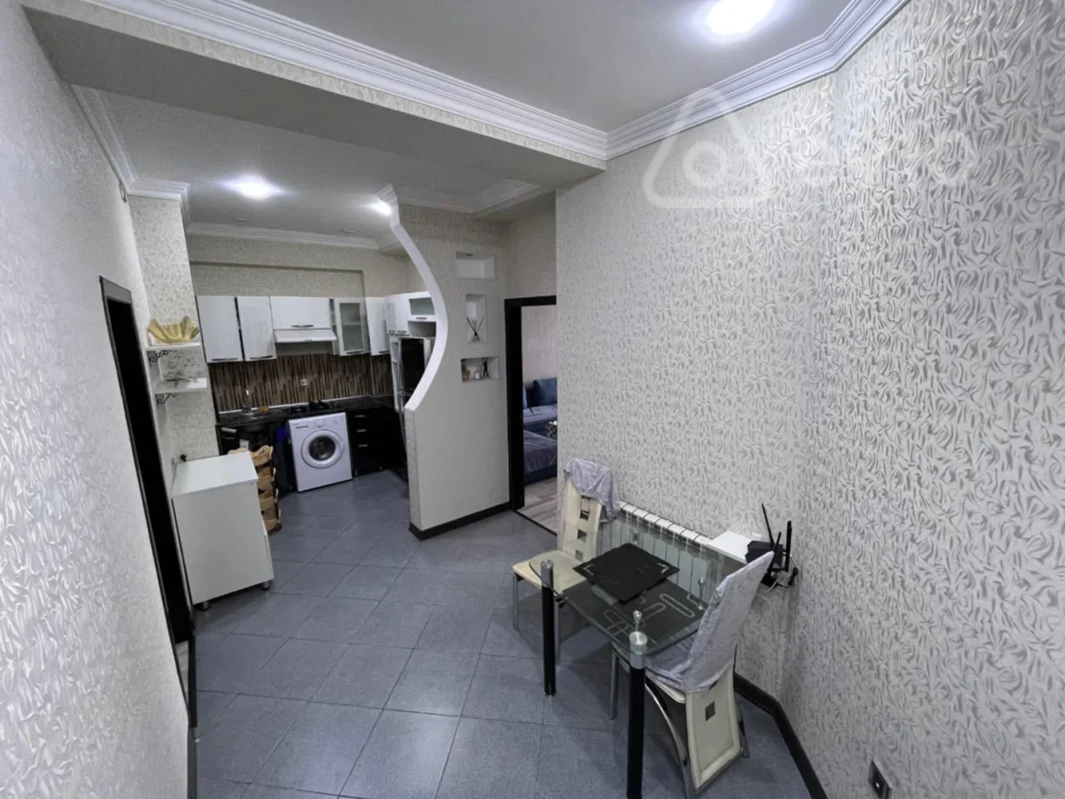 Kirayə verilir 2 otaqlı yeni tikili 64 m²