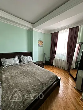 Satılır 3 otaqlı yeni tikili 82 m²
