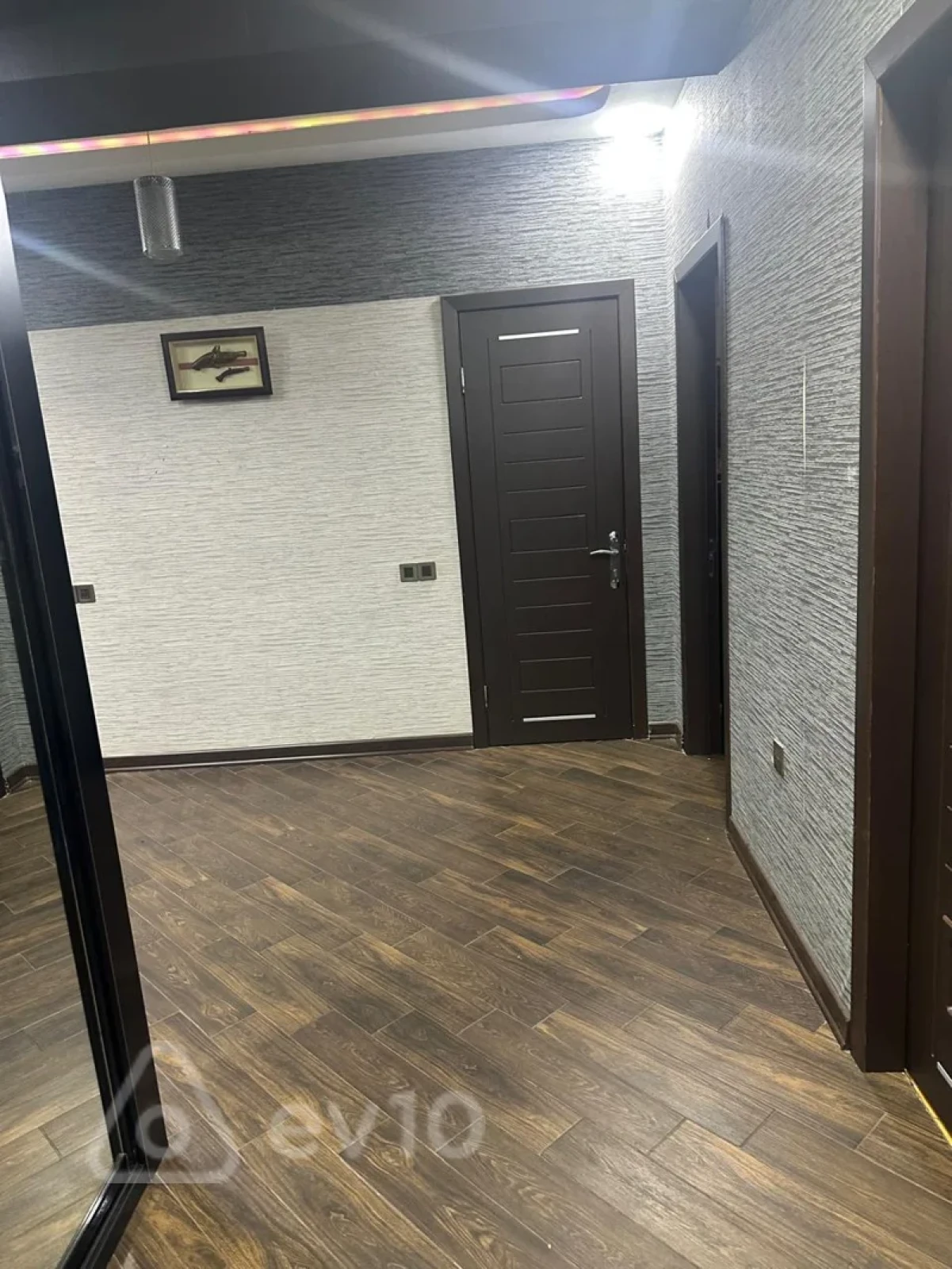 Kirayə verilir 2 otaqlı yeni tikili 110 m²