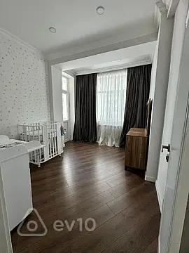 Satılır 3 otaqlı yeni tikili 115 m²