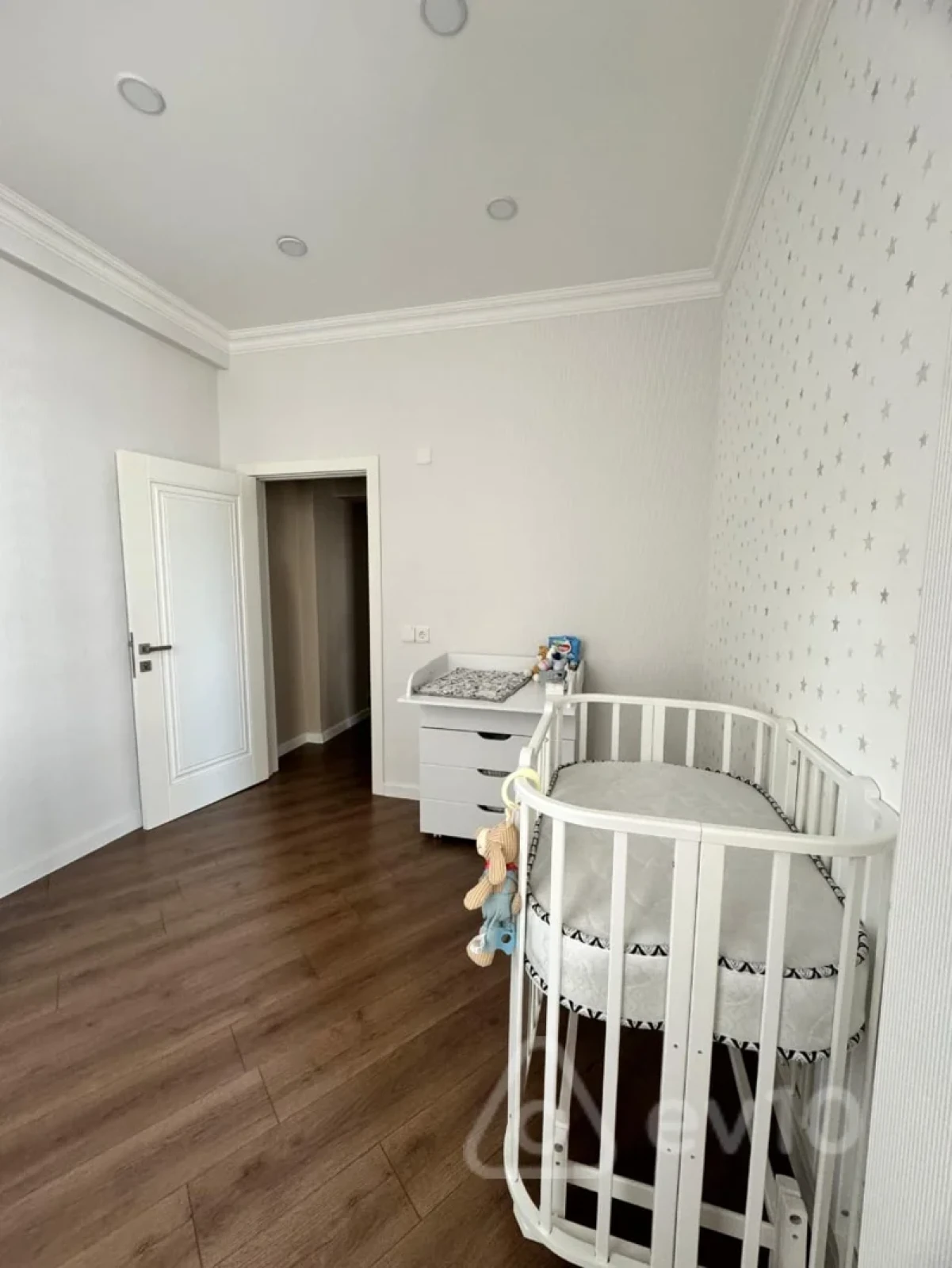 Satılır 3 otaqlı yeni tikili 115 m²