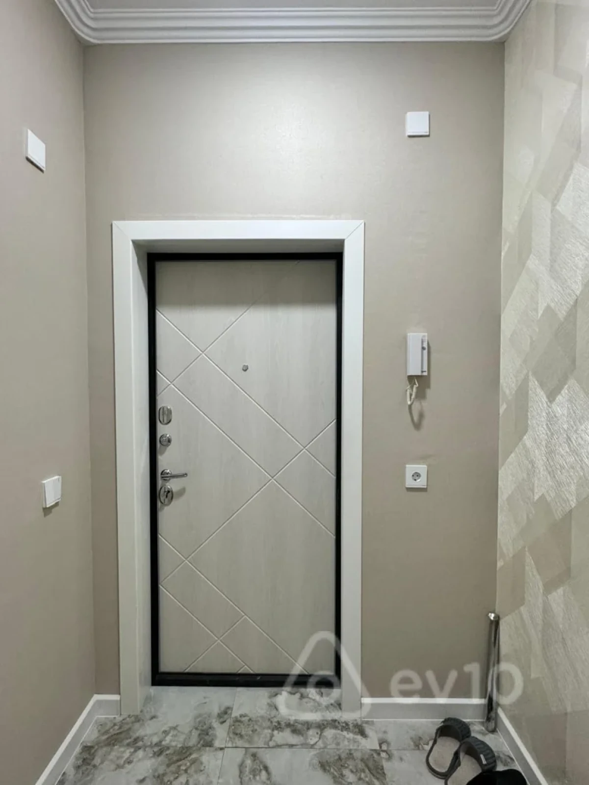 Satılır 3 otaqlı yeni tikili 115 m²