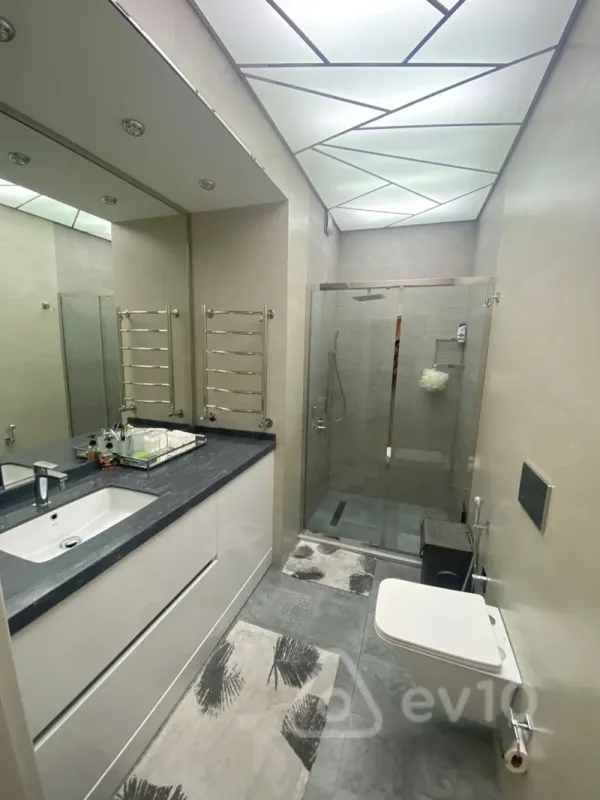 Kirayə verilir 3 otaqlı yeni tikili 110 m²