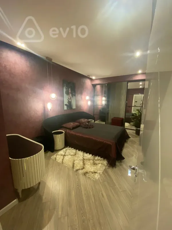 Kirayə verilir 3 otaqlı yeni tikili 110 m²