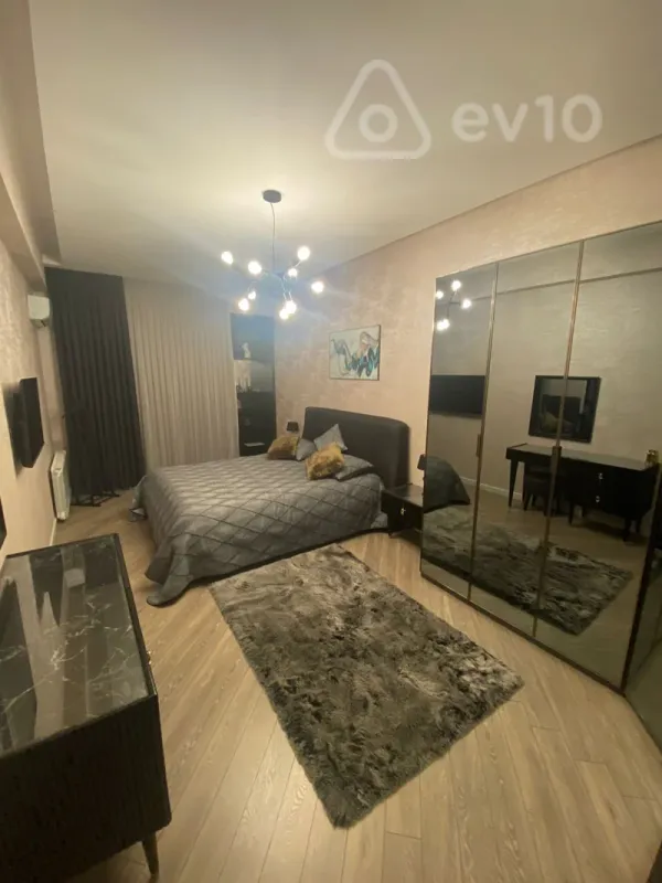 Kirayə verilir 3 otaqlı yeni tikili 110 m²