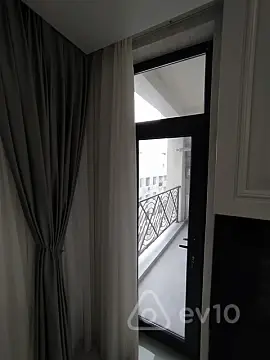 Kirayə verilir 2 otaqlı yeni tikili 110 m²