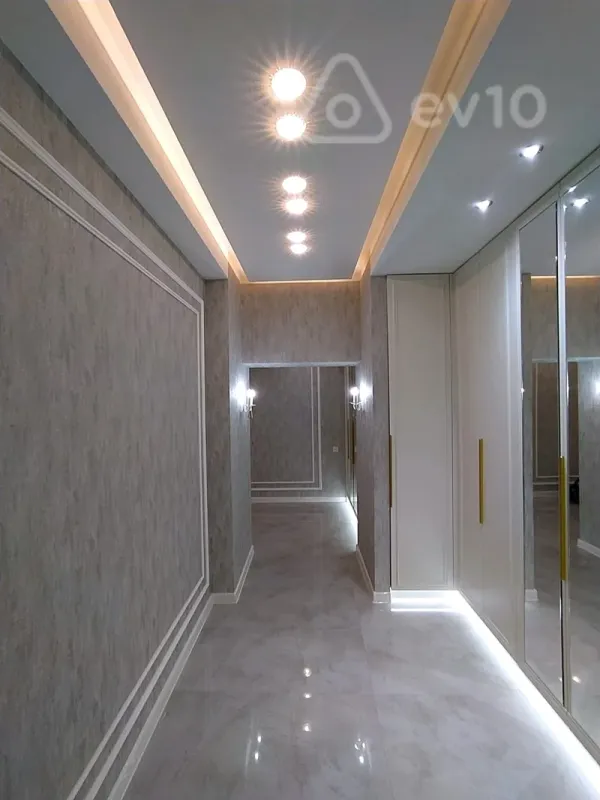 Kirayə verilir 2 otaqlı yeni tikili 110 m²