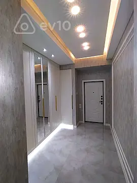 Kirayə verilir 2 otaqlı yeni tikili 110 m²