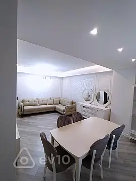 Kirayə verilir 2 otaqlı yeni tikili 110 m²