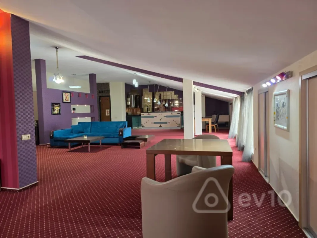 Kirayə verilir 1 otaqlı yeni tikili 200 m²