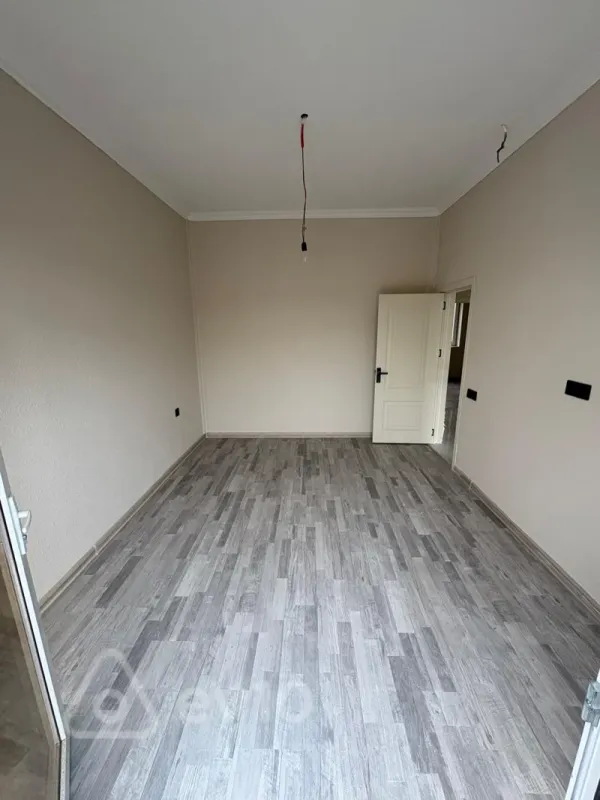Satılır 4 otaqlı həyət evi 155 m²