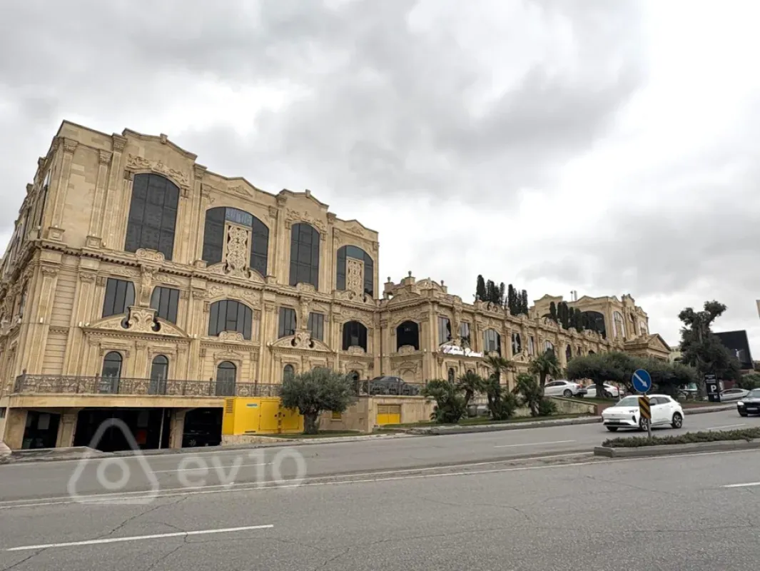 Satılır 4 otaqlı həyət evi 155 m²