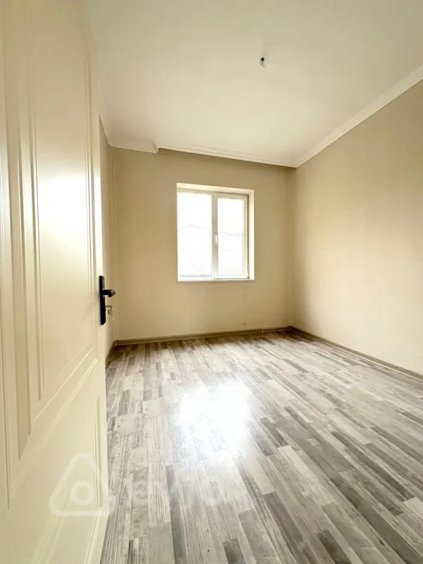 Satılır 4 otaqlı həyət evi 155 m²