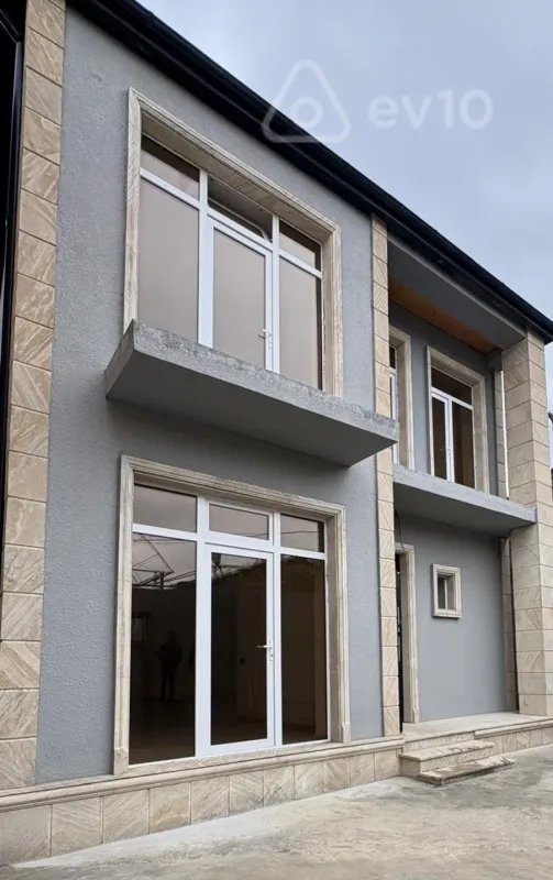 Satılır 4 otaqlı həyət evi 155 m²