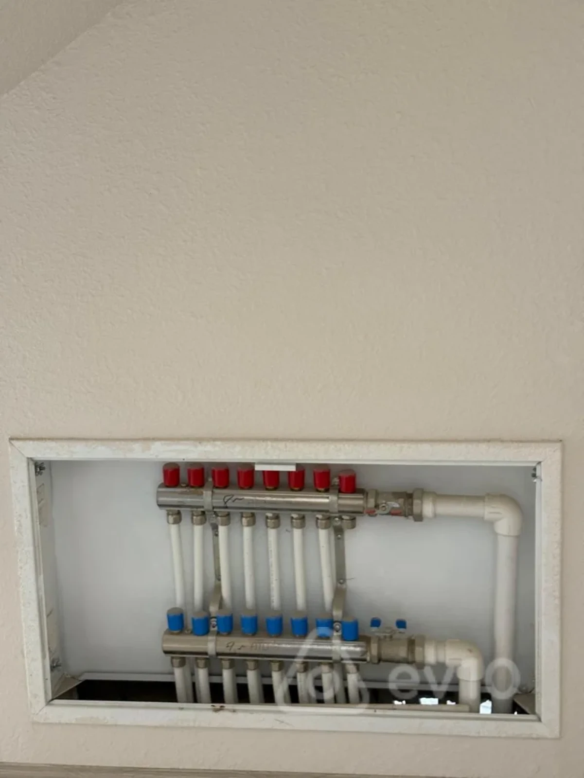 Satılır 4 otaqlı həyət evi 155 m²