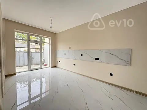 Satılır 4 otaqlı həyət evi 155 m²
