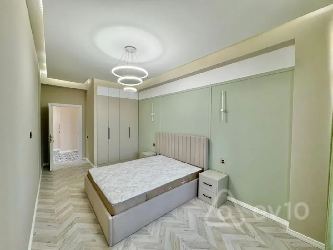 Kirayə verilir 2 otaqlı yeni tikili 83 m²