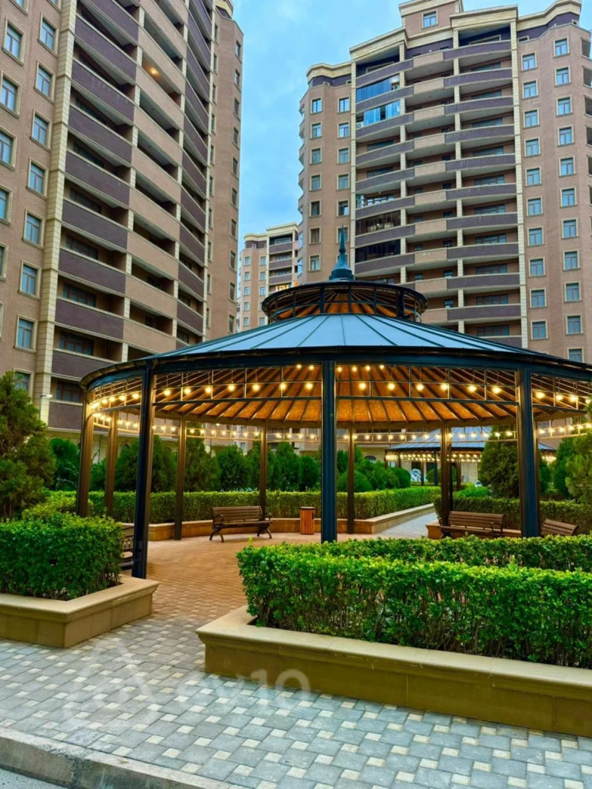 Kirayə verilir 2 otaqlı yeni tikili 83 m²