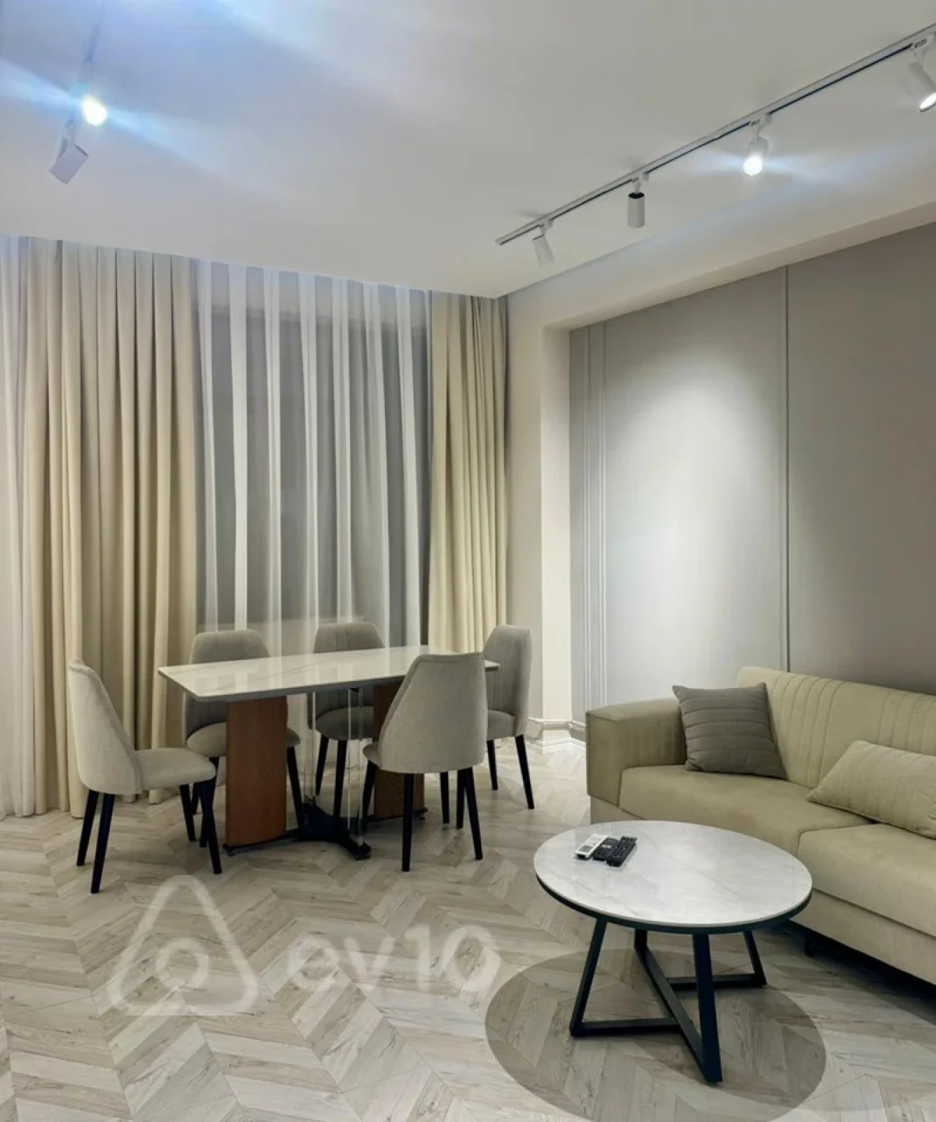 Kirayə verilir 2 otaqlı yeni tikili 83 m²