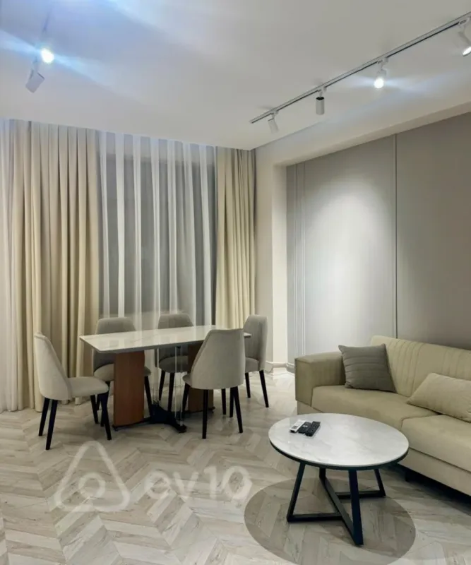 Kirayə verilir 2 otaqlı yeni tikili 83 m²