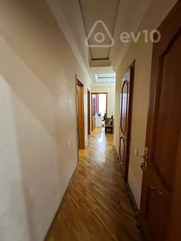 Satılır 3 otaqlı yeni tikili 80 m²