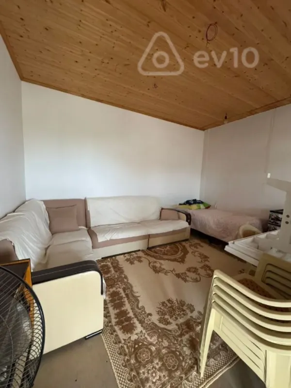 Satılır 3 otaqlı həyət evi 140 m²