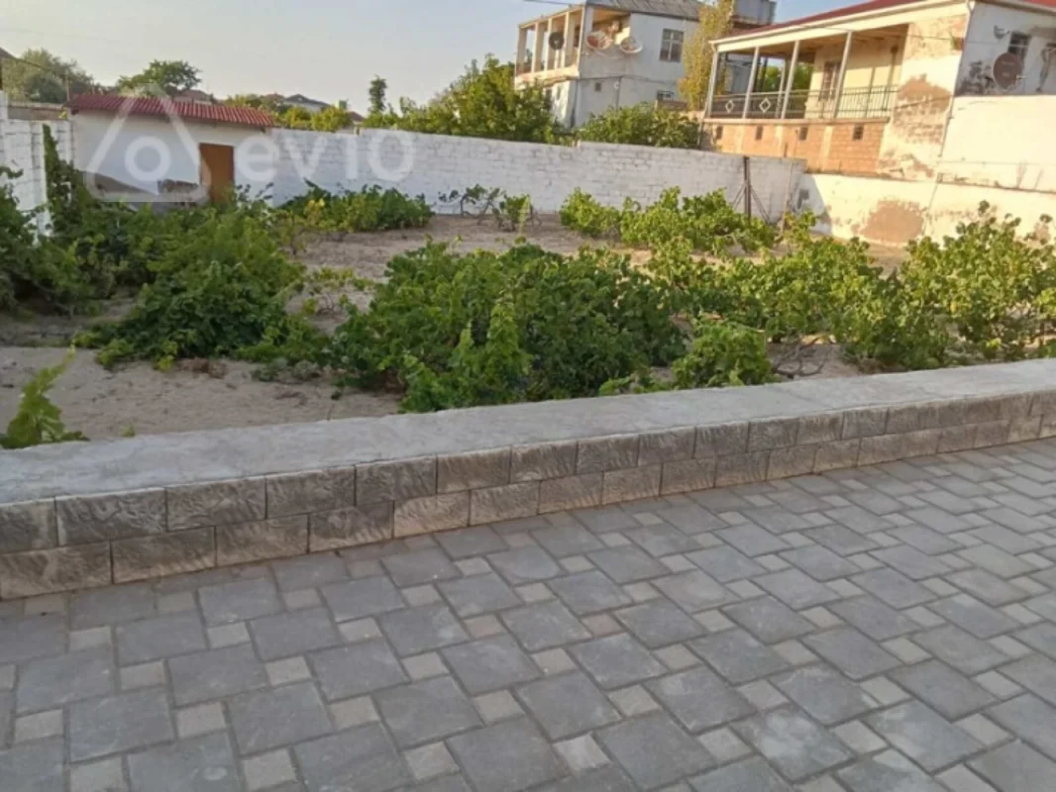 Satılır 3 otaqlı həyət evi 140 m²