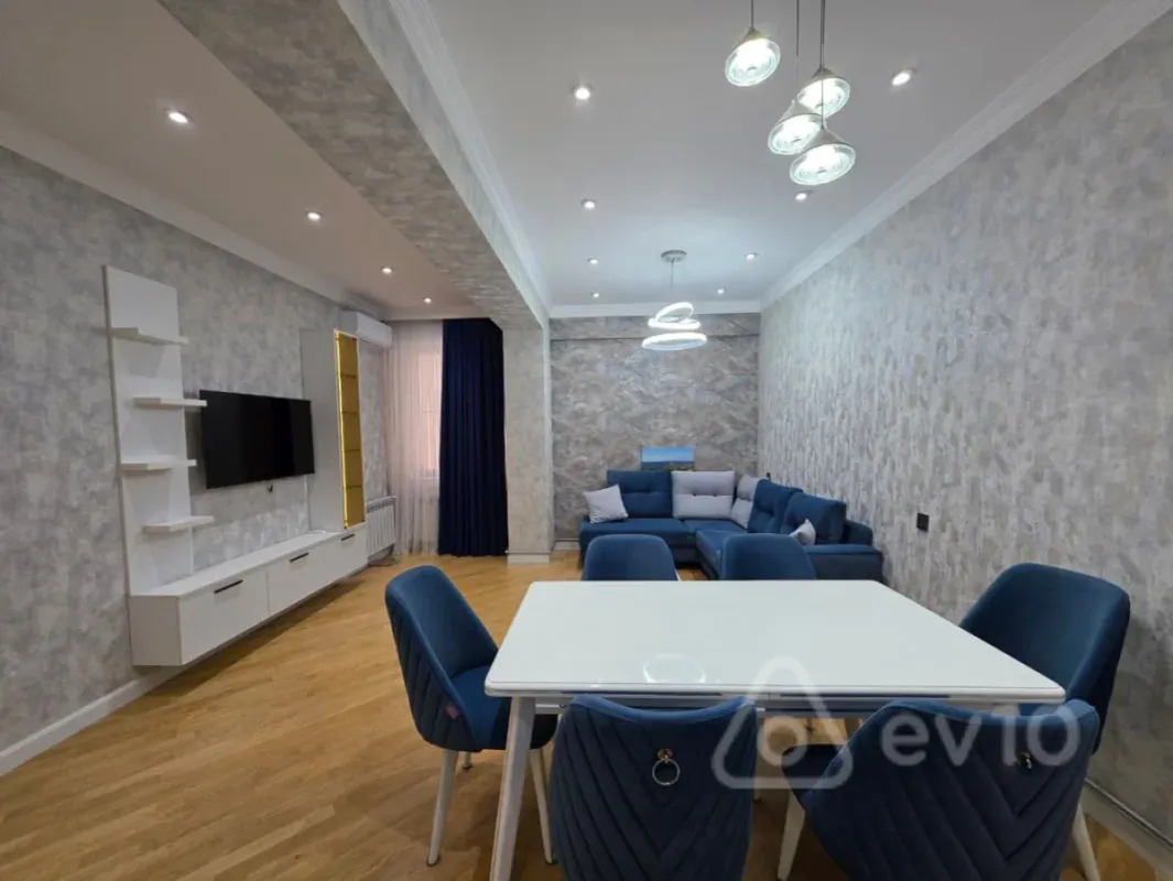 Kirayə verilir 2 otaqlı yeni tikili 58 m²