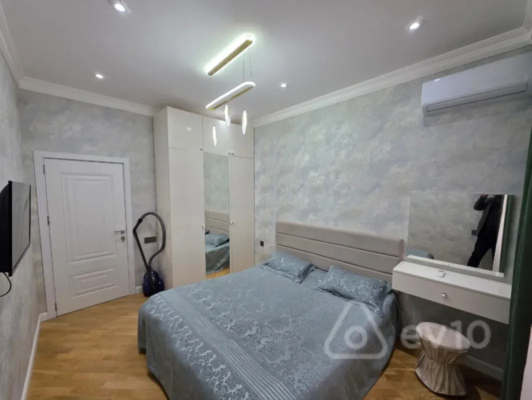 Kirayə verilir 2 otaqlı yeni tikili 58 m²
