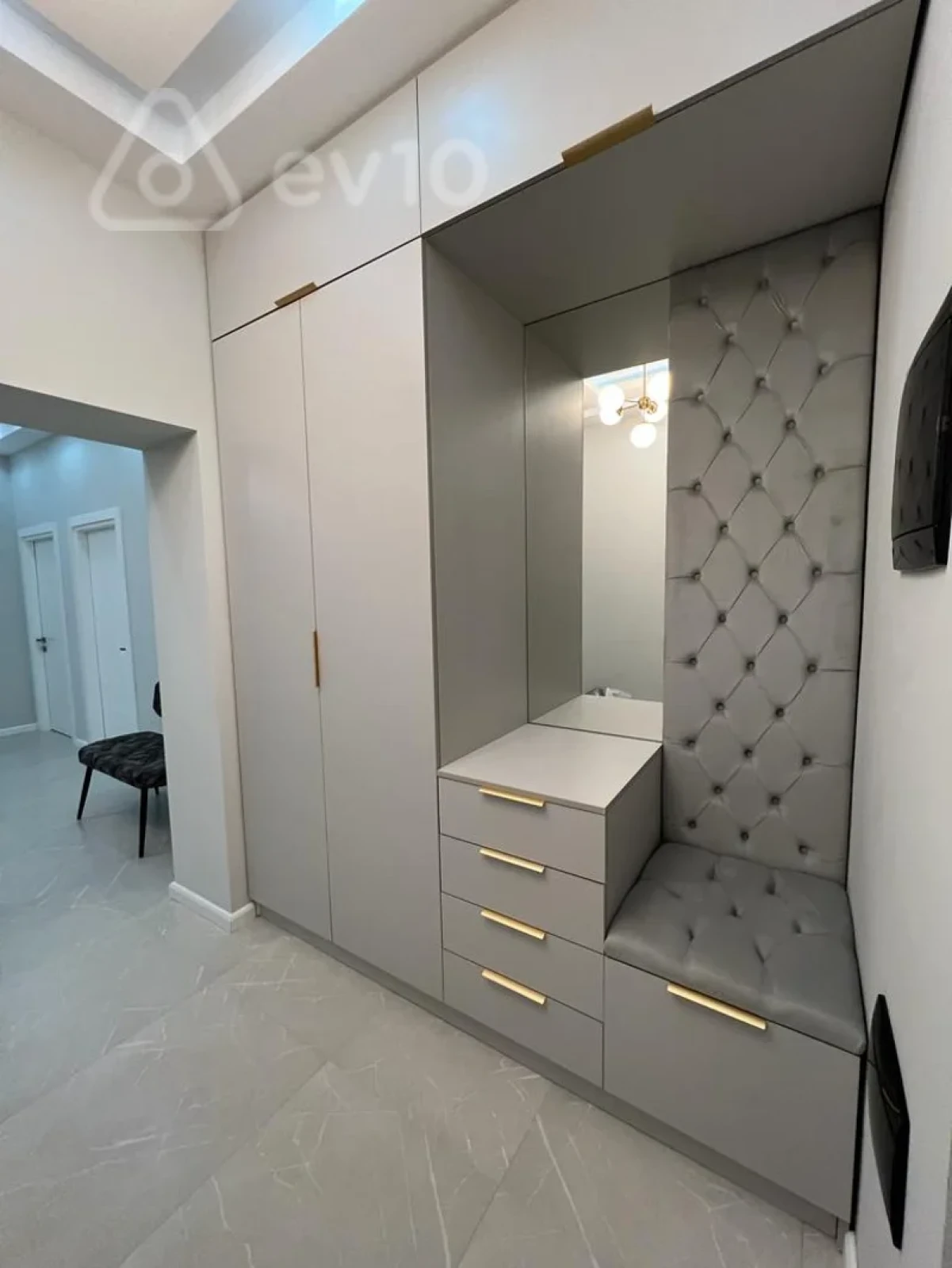 Kirayə verilir 3 otaqlı yeni tikili 133 m²