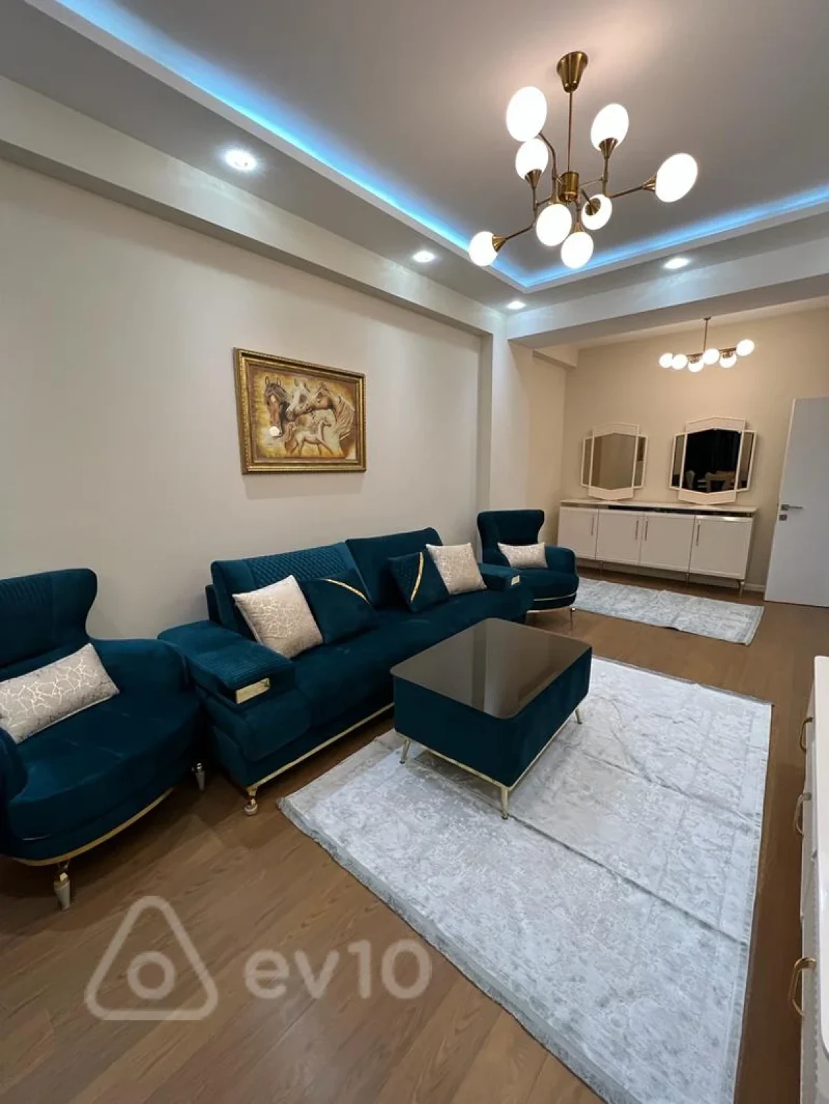 Kirayə verilir 3 otaqlı yeni tikili 133 m²