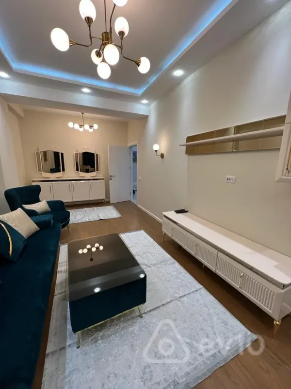 Kirayə verilir 3 otaqlı yeni tikili 133 m²
