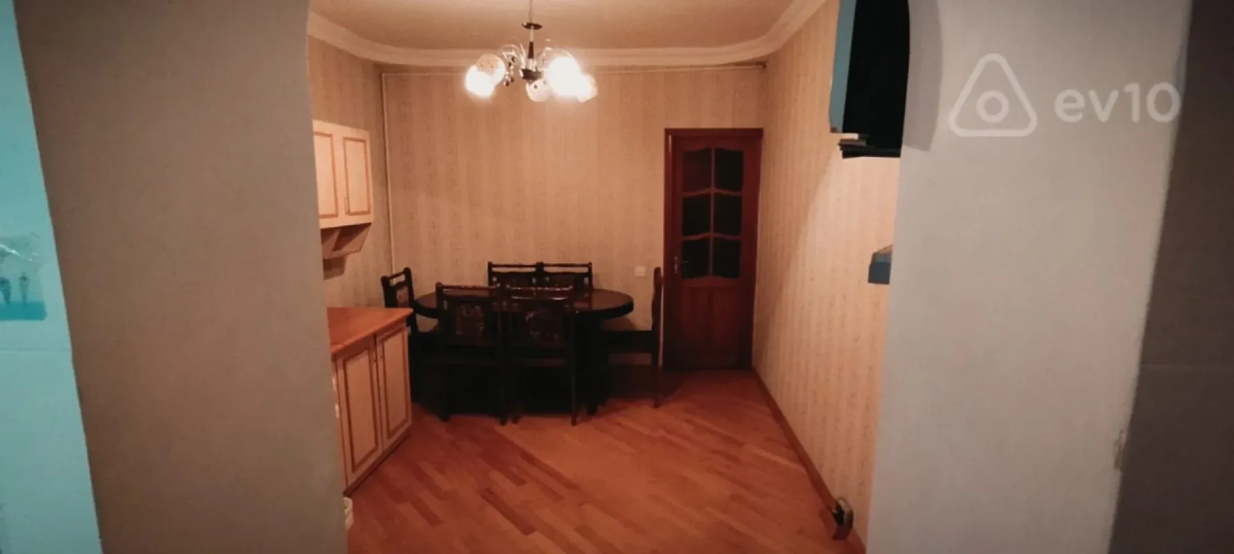 Kirayə verilir 3 otaqlı köhnə tikili 60 m²