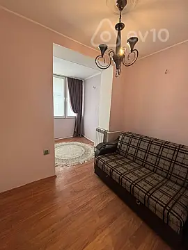 Satılır 2 otaqlı köhnə tikili 42 m²