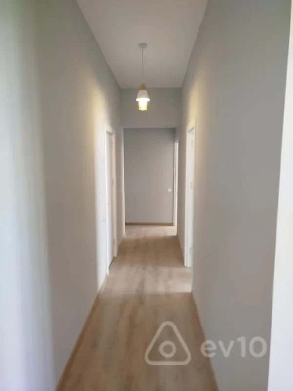 Satılır 3 otaqlı yeni tikili 105 m²