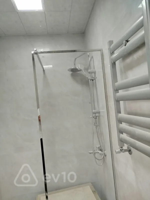 Satılır 3 otaqlı yeni tikili 105 m²