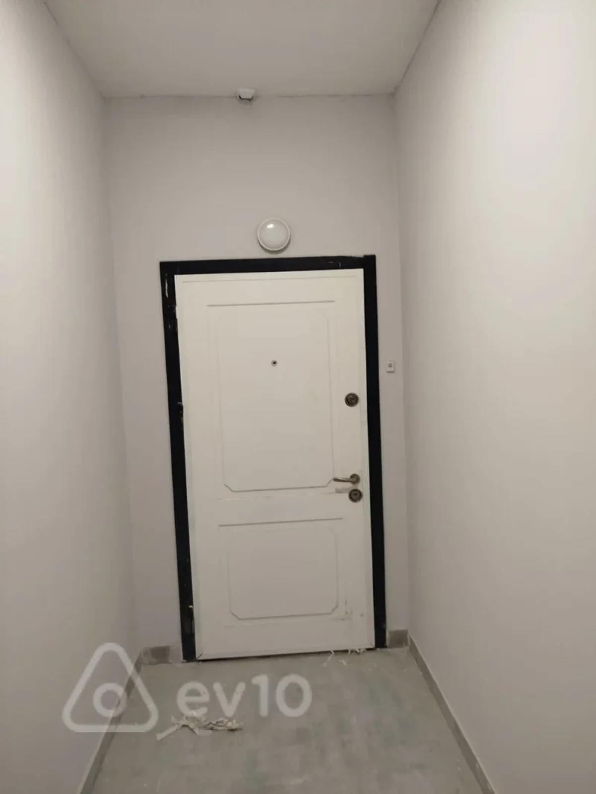 Satılır 3 otaqlı yeni tikili 105 m²