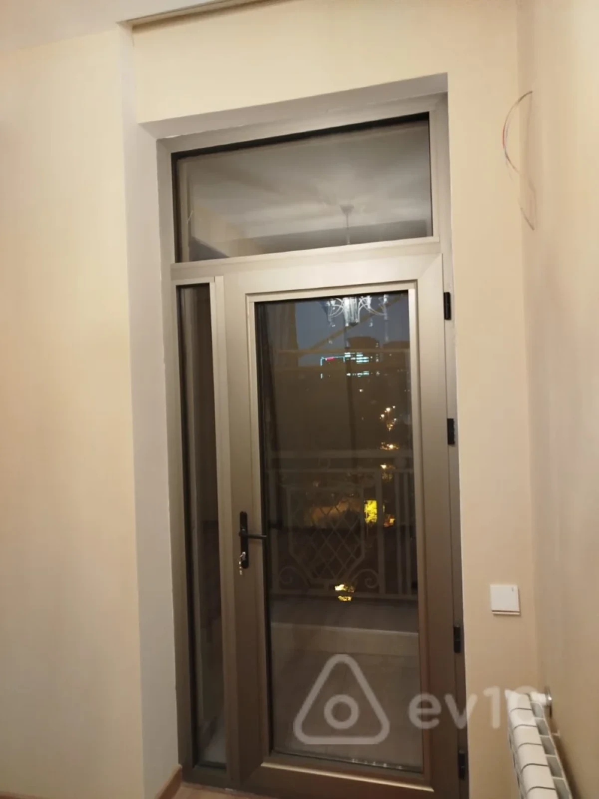 Satılır 3 otaqlı yeni tikili 105 m²