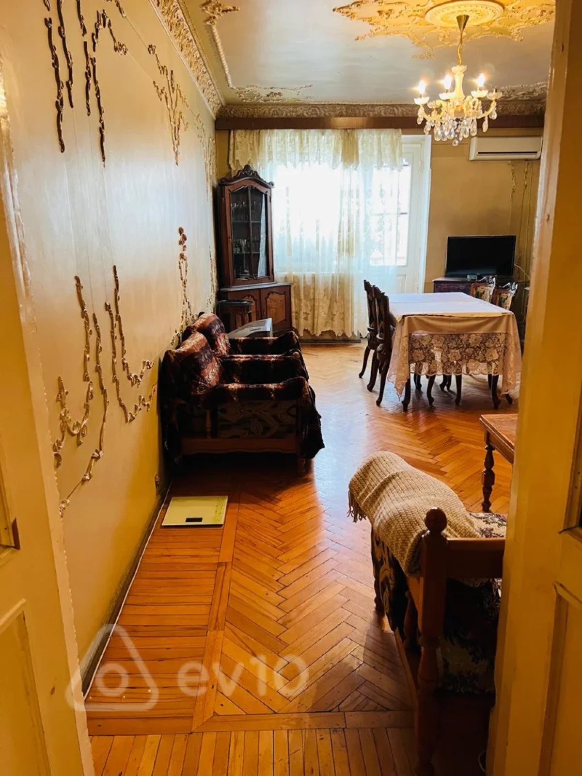 Kirayə verilir 2 otaqlı köhnə tikili 70 m²