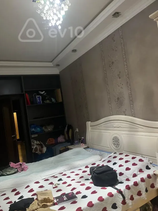 Kirayə verilir 3 otaqlı yeni tikili 80 m²