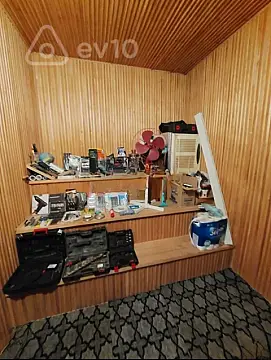 Satılır 5 otaqlı həyət evi 180 m²