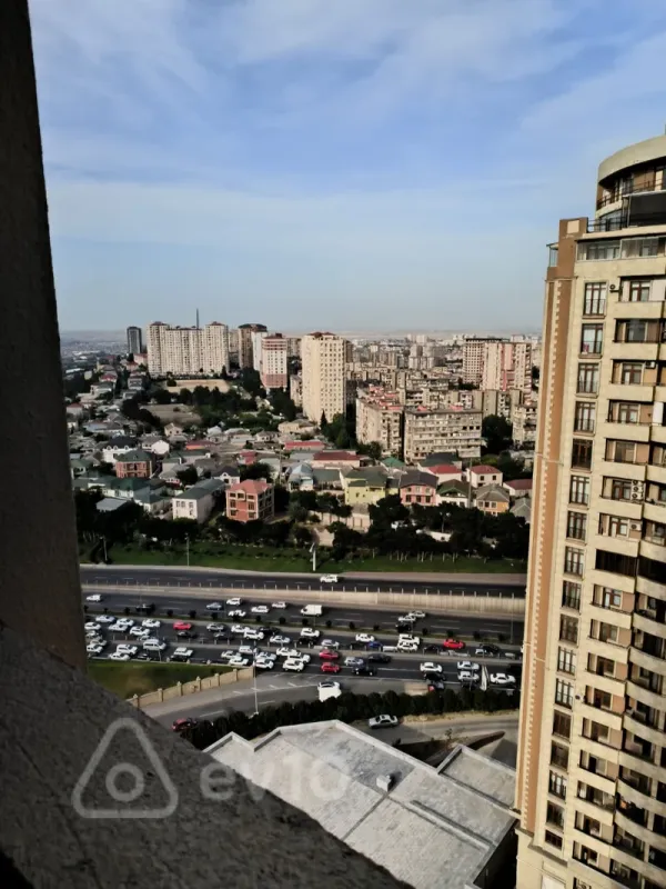 Satılır 4 otaqlı yeni tikili 186 m²