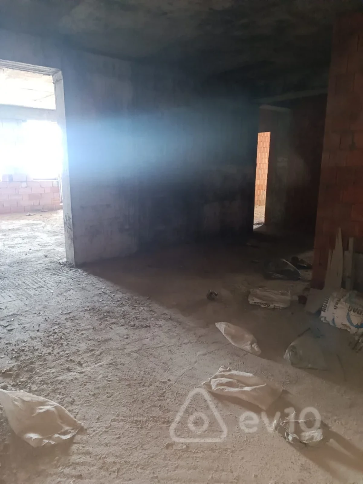 Satılır 4 otaqlı yeni tikili 186 m²